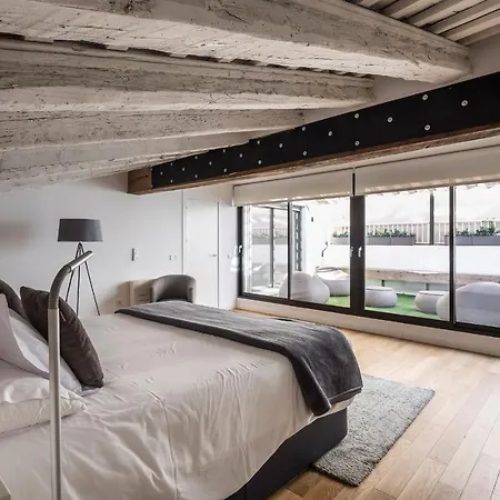 Mon Suites San Martin Valenza Esterno foto
